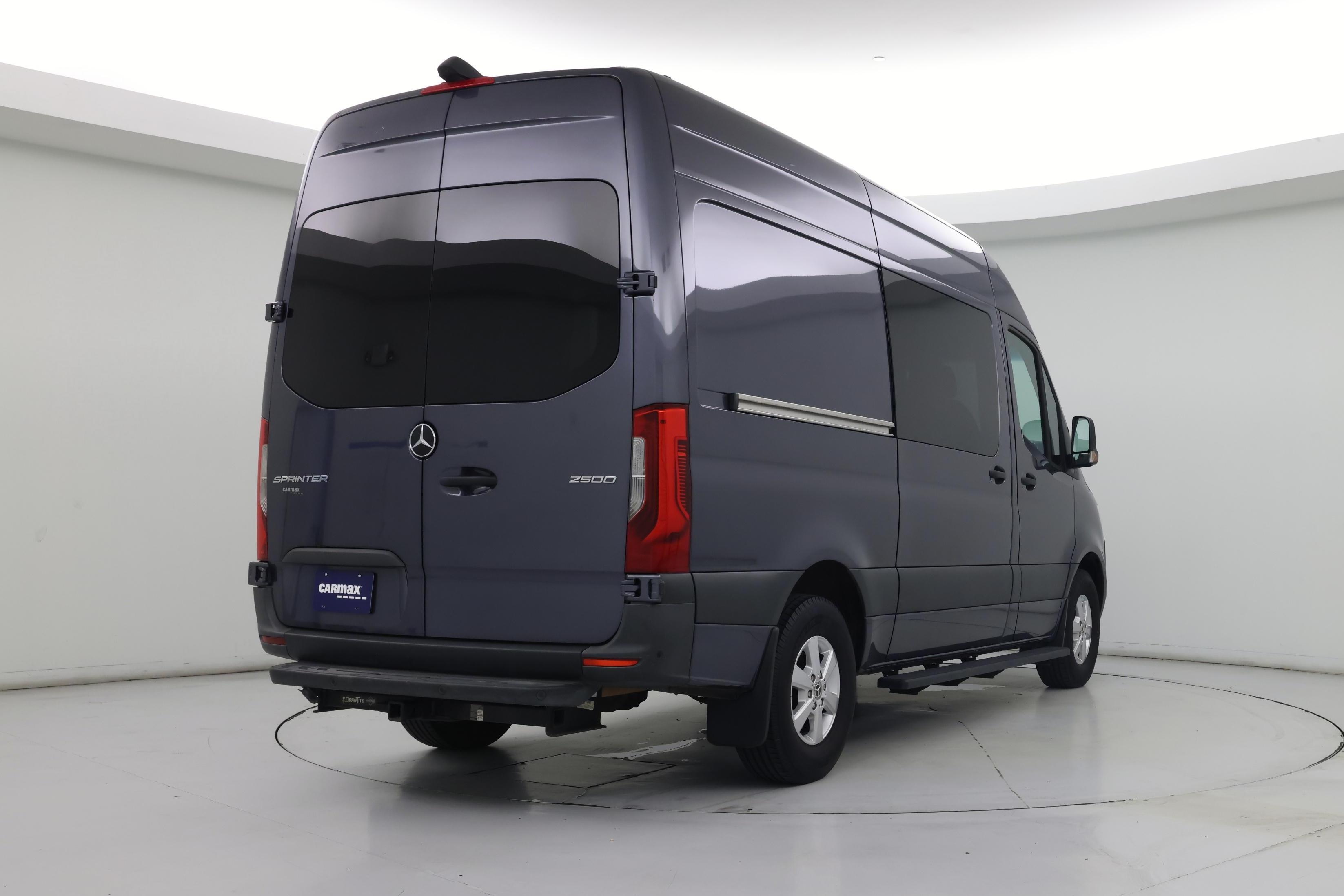 Thumbnail: 2021 Mercedes-Benz Sprinter - 8