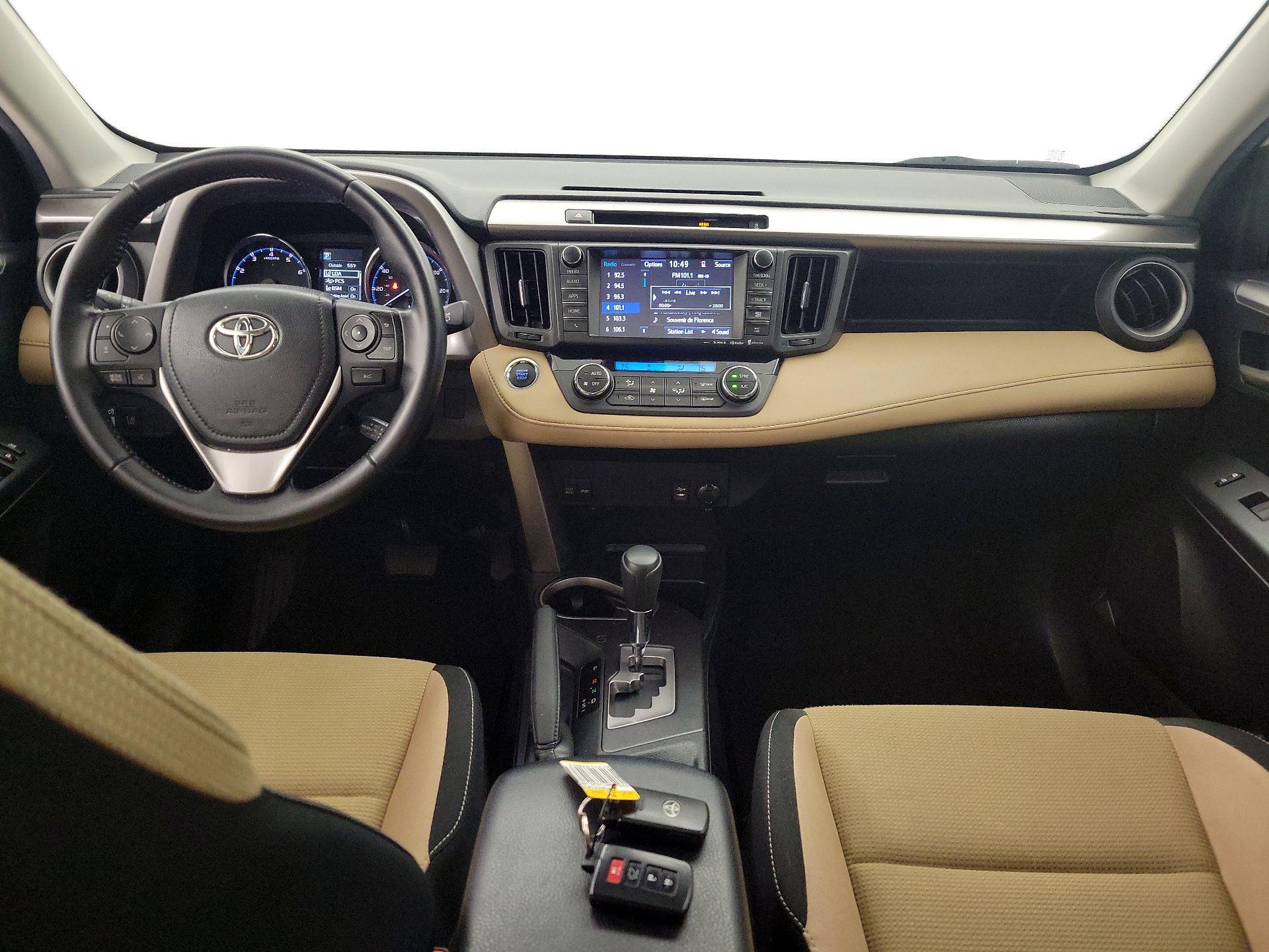Thumbnail: 2016 Toyota RAV4 - 9