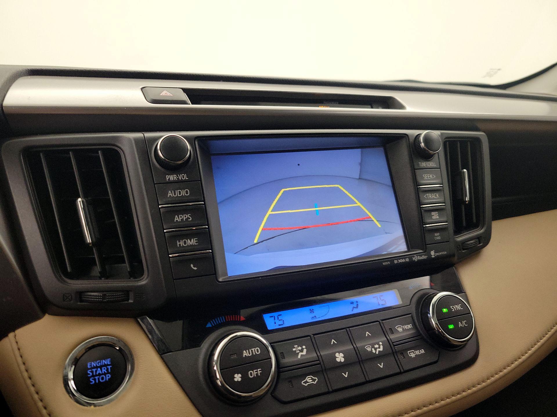 Thumbnail: 2016 Toyota RAV4 - 14