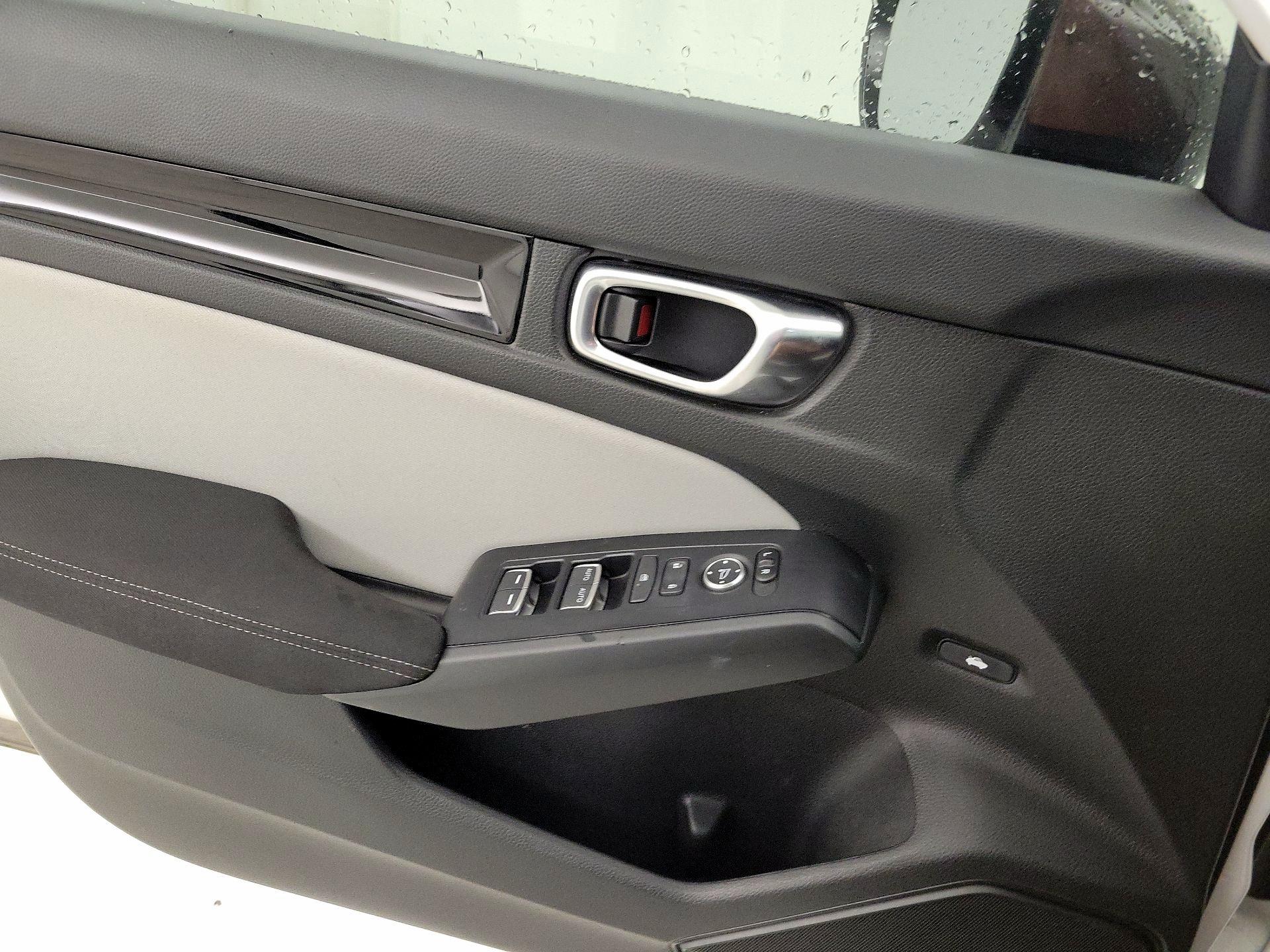 Thumbnail: 2025 Honda Civic - 12