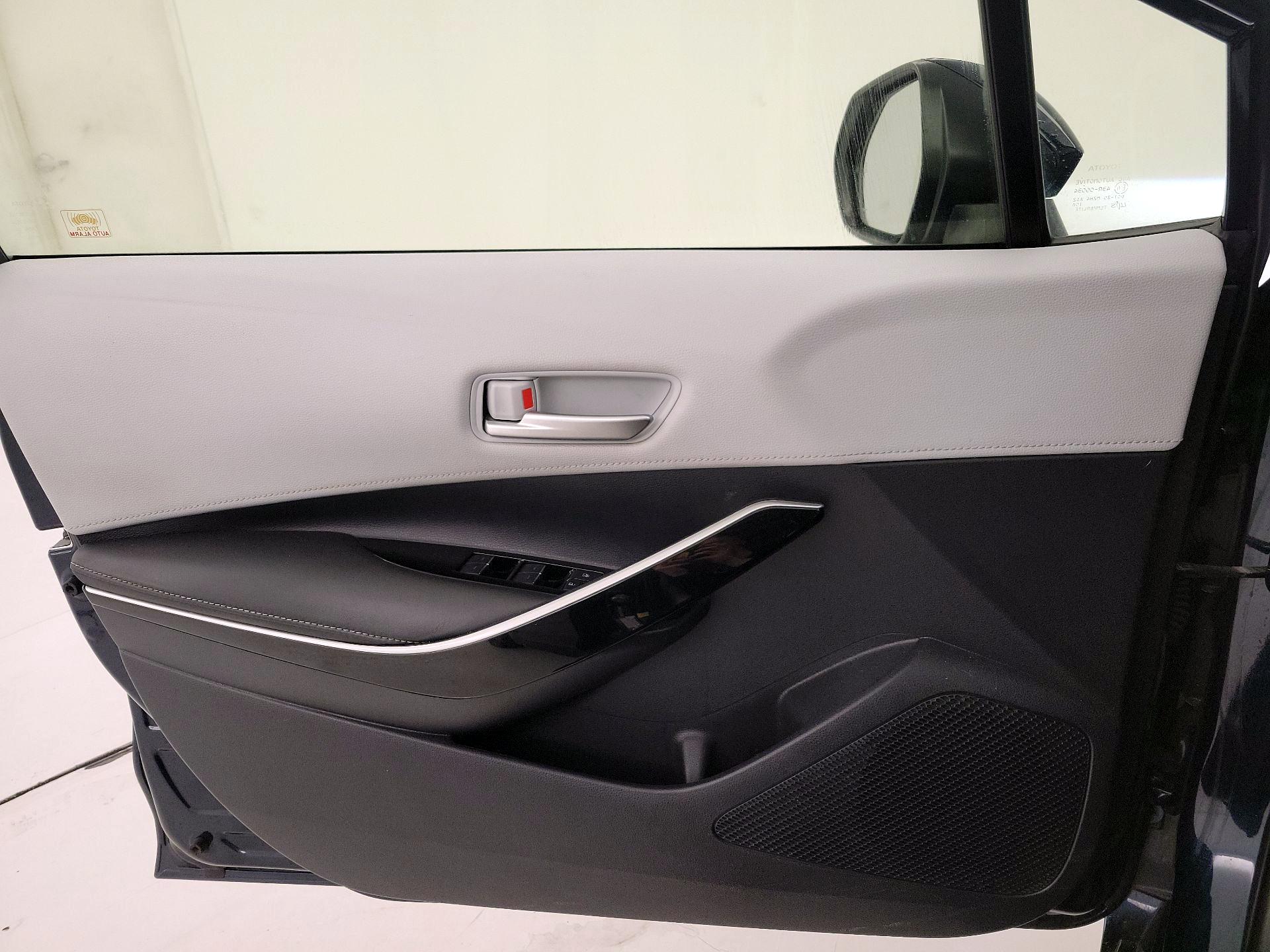 Thumbnail: 2020 Toyota Corolla - 12