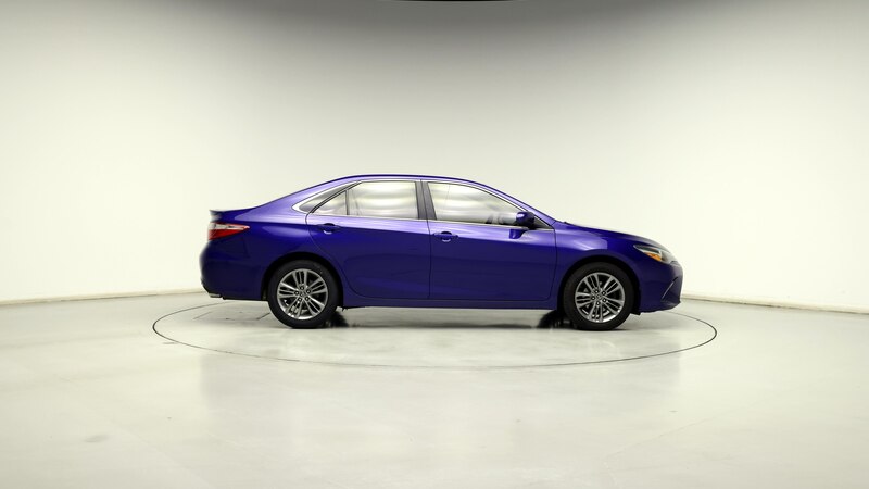 2016 Toyota Camry SE 7