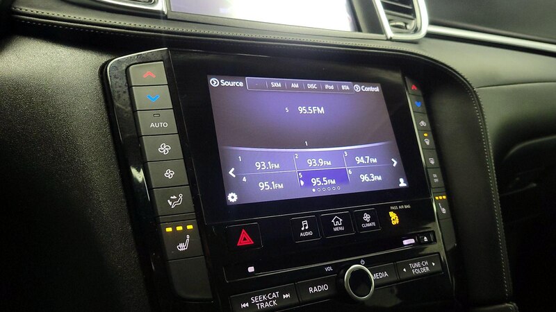 2019 INFINITI QX50 Essential 16