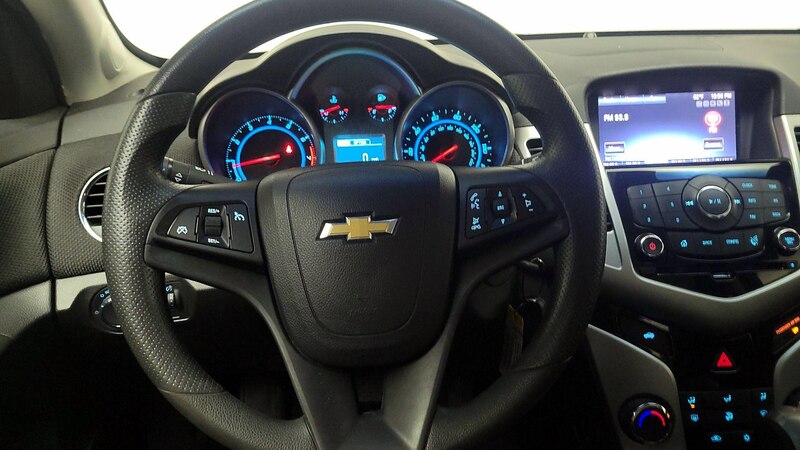 2015 Chevrolet Cruze LT 10