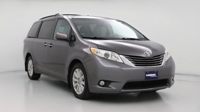 2014 Toyota Sienna XLE Hero Image