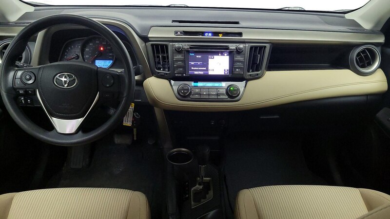 2014 Toyota RAV4 XLE 9