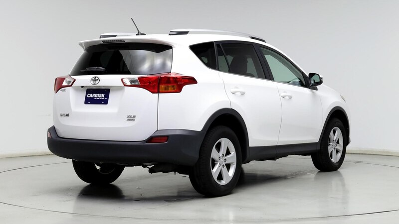 2014 Toyota RAV4 XLE 8
