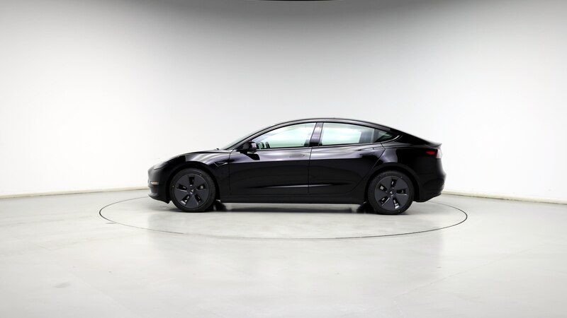 2022 Tesla Model 3 Long Range 3