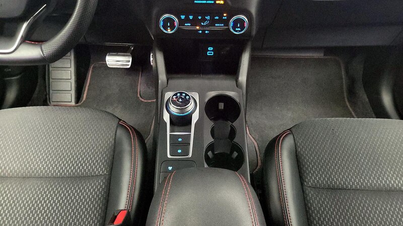 2023 Ford Escape ST-Line 17