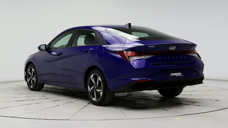 2023 Hyundai Elantra SEL 2