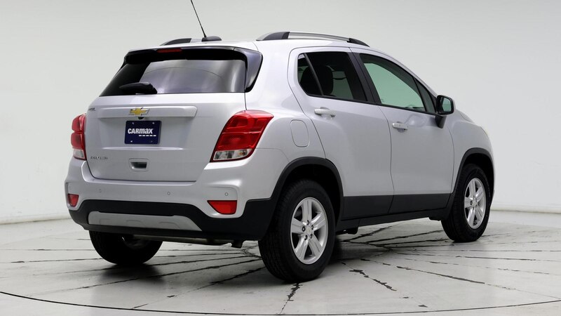 2022 Chevrolet Trax LT 8