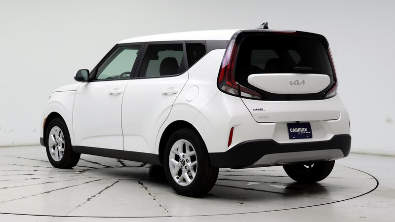 2023 Kia Soul LX 2