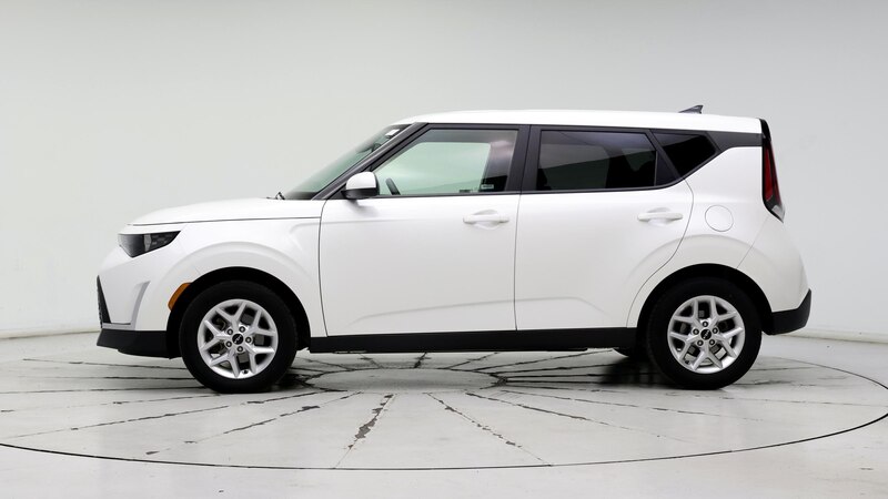 2023 Kia Soul LX 3