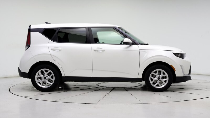 2023 Kia Soul LX 7