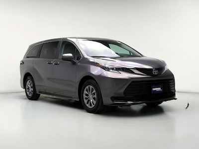 2024 Toyota Sienna LE -
                Kenosha, WI