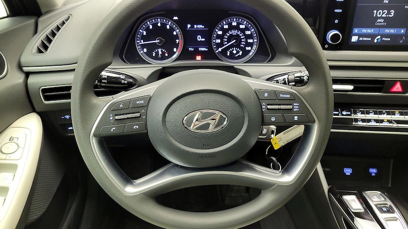 2023 Hyundai Sonata SE 10