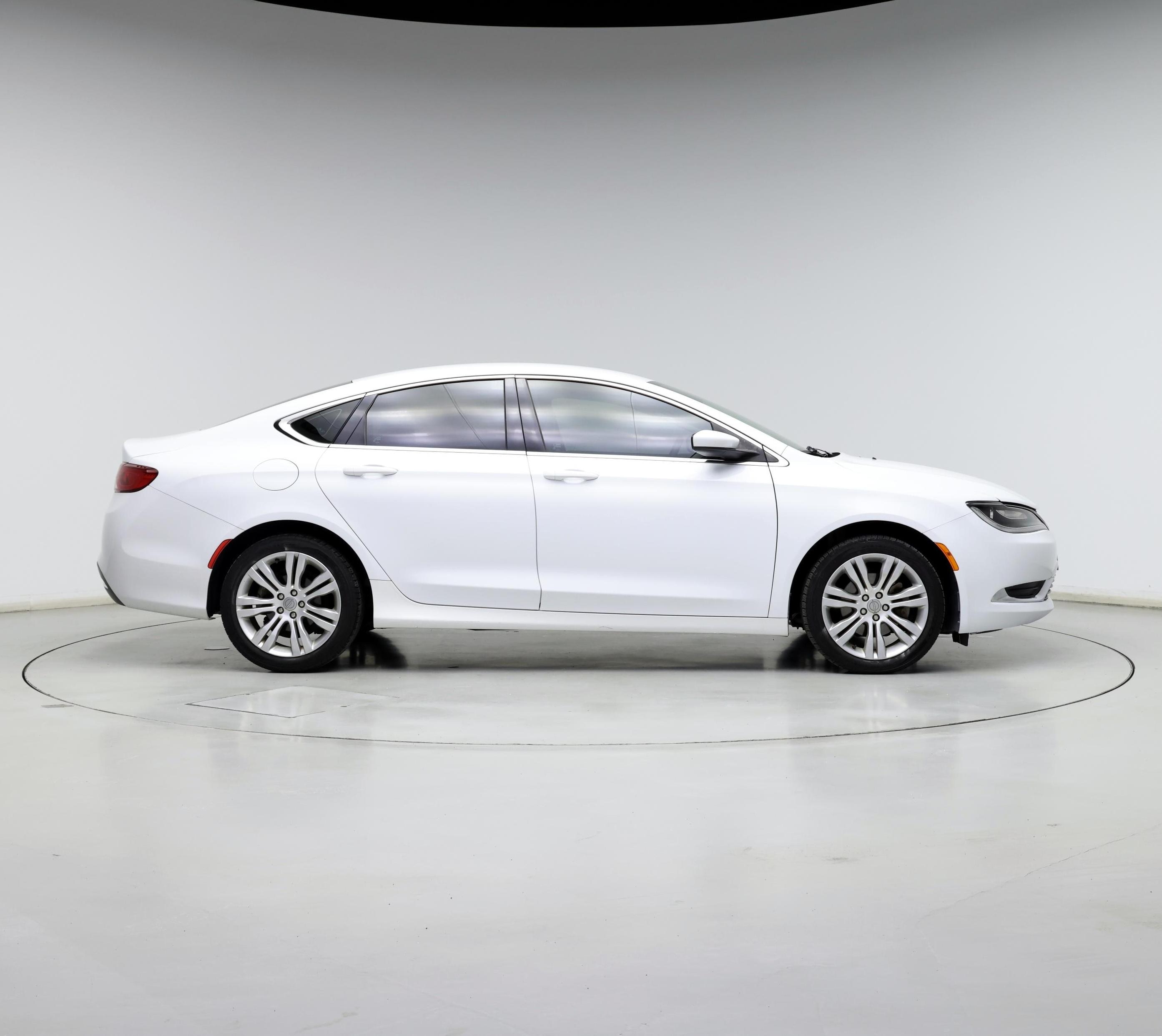 Thumbnail: 2015 Chrysler 200 - 7