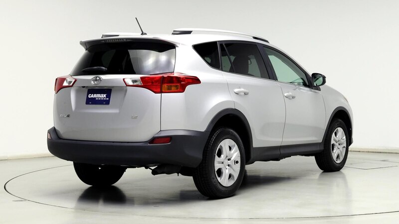 2013 Toyota RAV4 LE 8