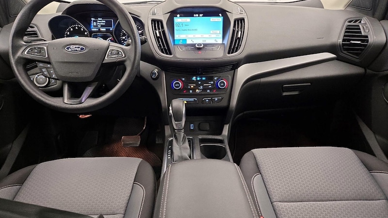 2019 Ford Escape SE 9