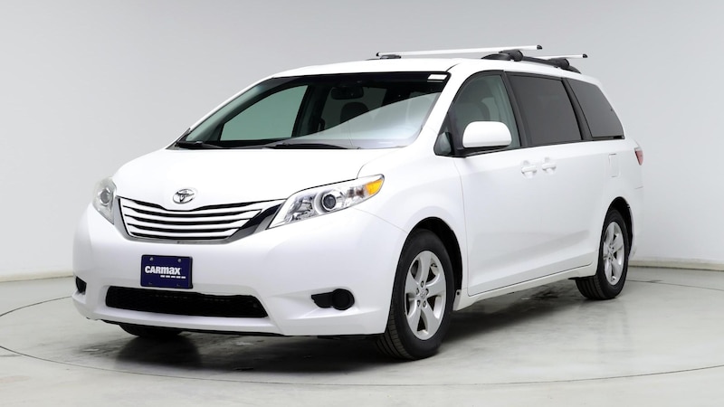 2015 Toyota Sienna LE 4