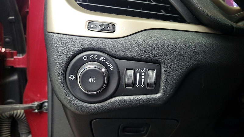 2015 Jeep Cherokee Limited Edition 13