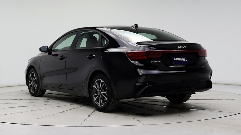 2022 Kia Forte LXS 2