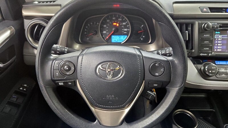 2014 Toyota RAV4 XLE 10