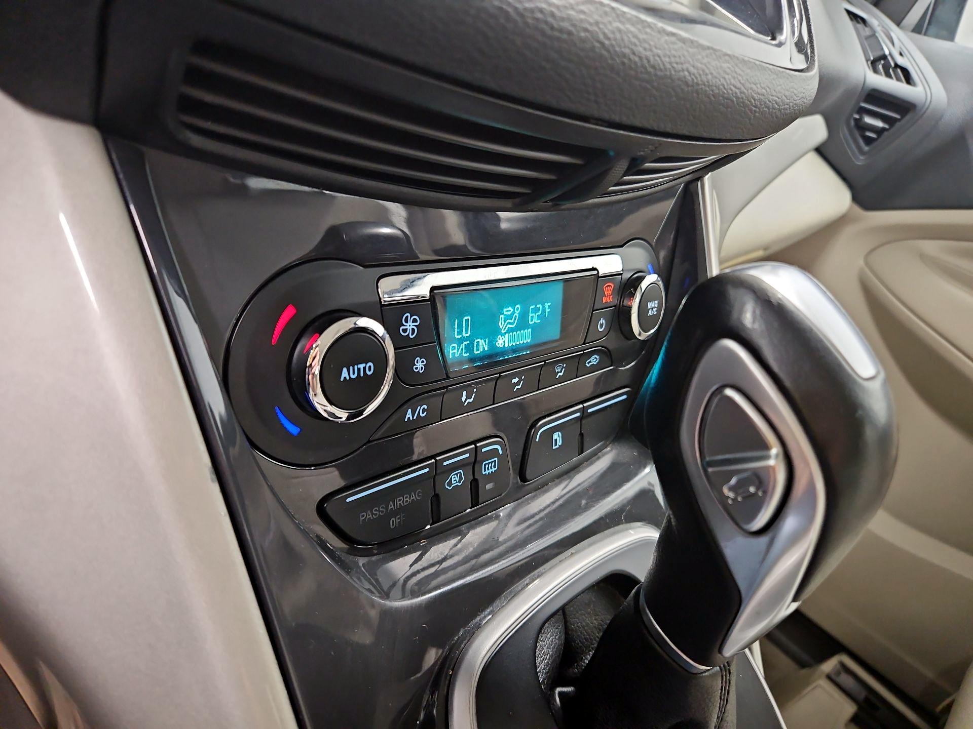 Thumbnail: 2014 Ford C-Max - 15
