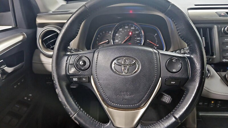 2015 Toyota RAV4 Limited 10