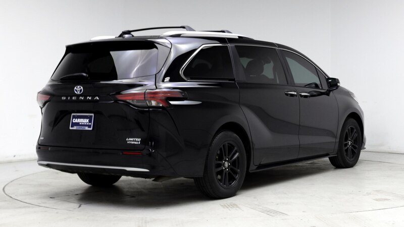 2022 Toyota Sienna Limited 8