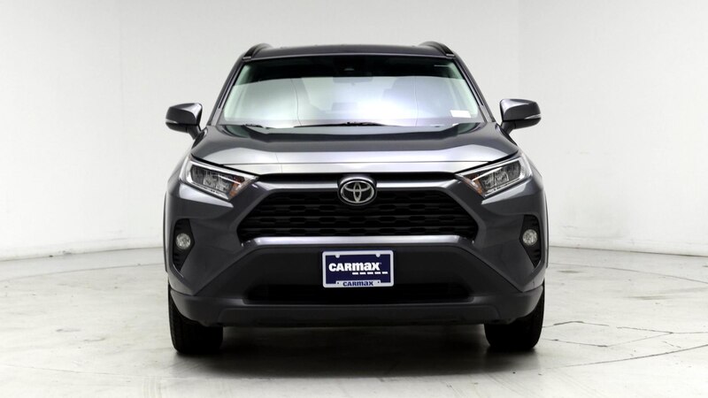 2019 Toyota RAV4 XLE 5