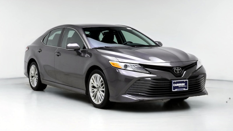 2019 Toyota Camry XLE Hero Image