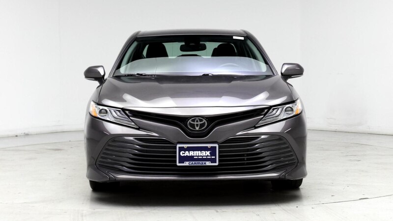 2019 Toyota Camry XLE 5