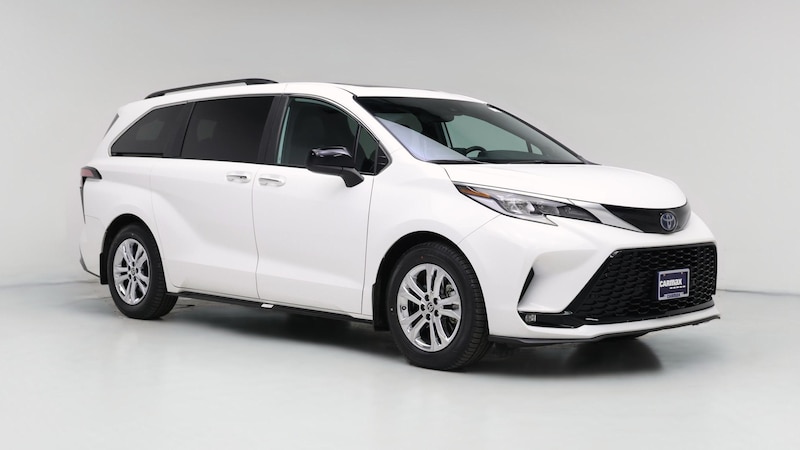 2023 Toyota Sienna XSE Hero Image