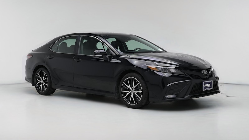 2023 Toyota Camry SE Hero Image