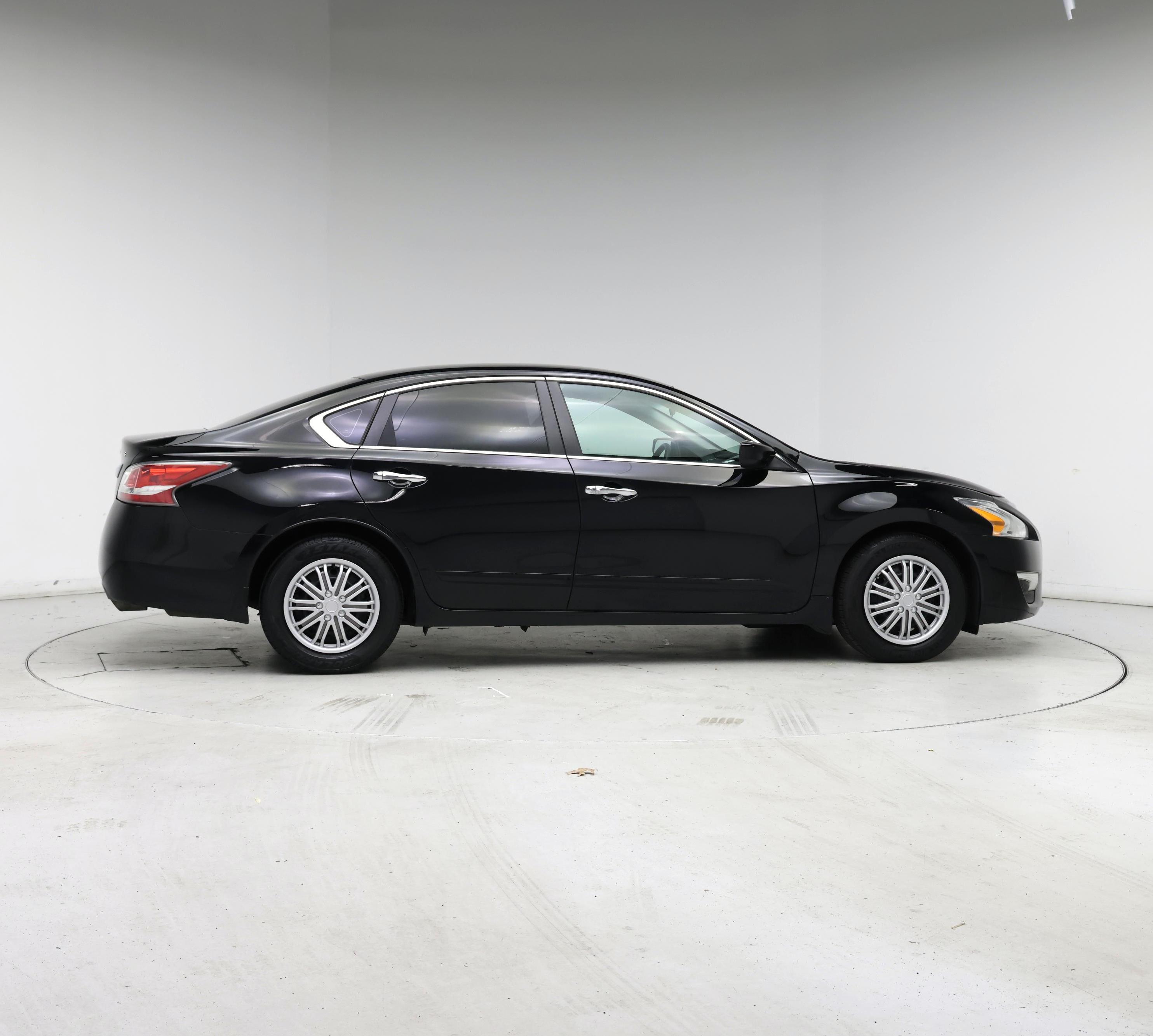 Thumbnail: 2015 Nissan Altima - 7