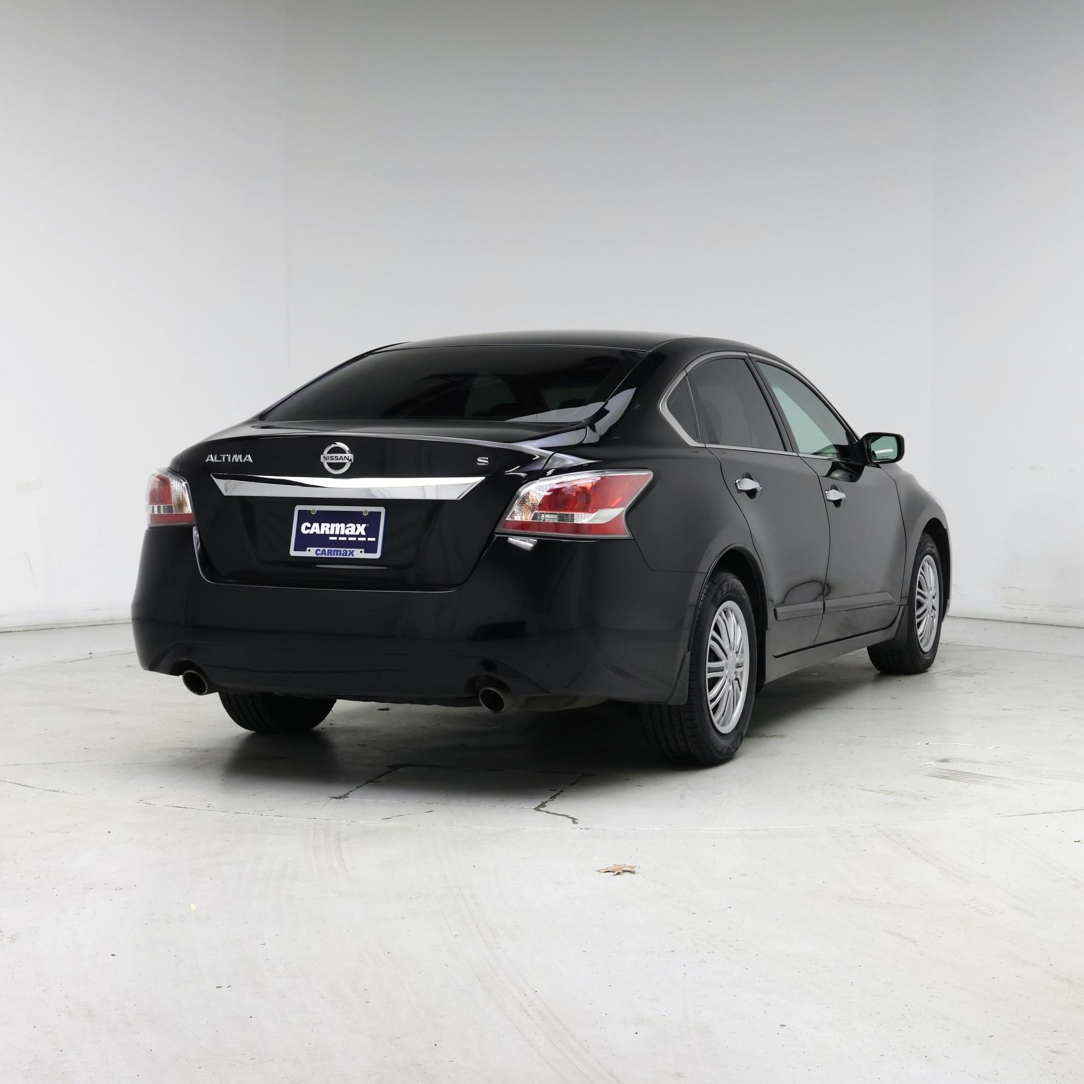 Thumbnail: 2015 Nissan Altima - 8