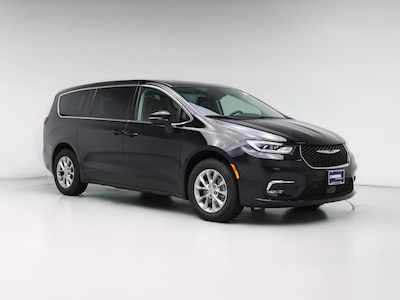 Black 2024 Chrysler Pacifica Touring L