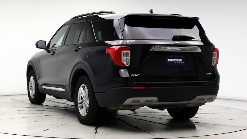 2023 Ford Explorer XLT 2