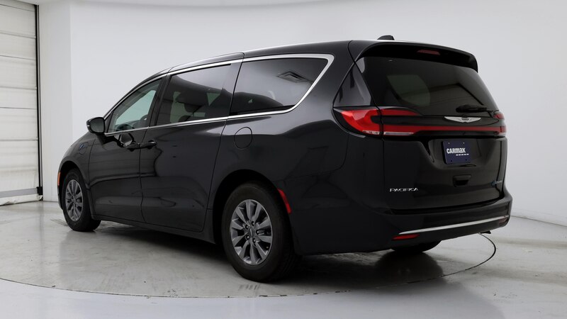 2022 Chrysler Pacifica Hybrid Touring L 2