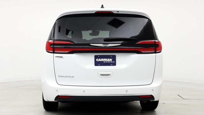 2023 Chrysler Pacifica Touring L 6