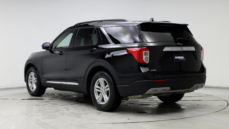 2023 Ford Explorer XLT 2