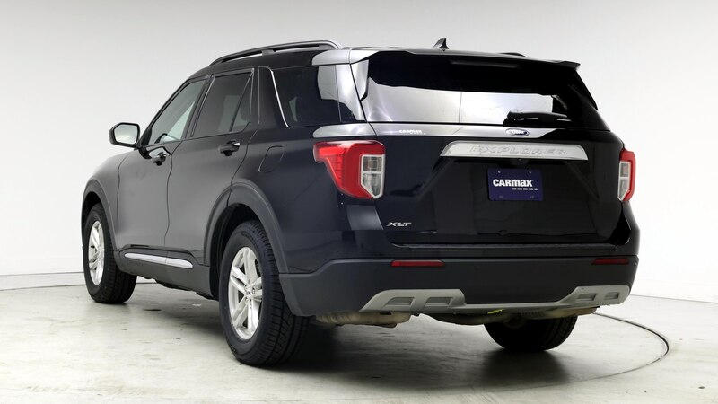 2023 Ford Explorer XLT 2