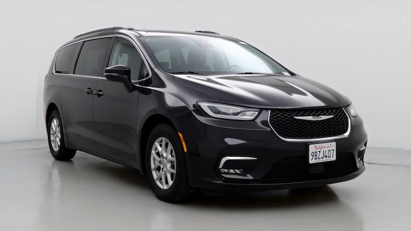 2022 Chrysler Pacifica Touring L Hero Image