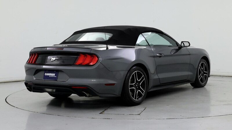 2022 Ford Mustang  8