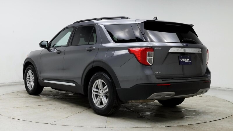 2023 Ford Explorer XLT 2