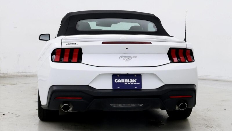 2024 Ford Mustang  6