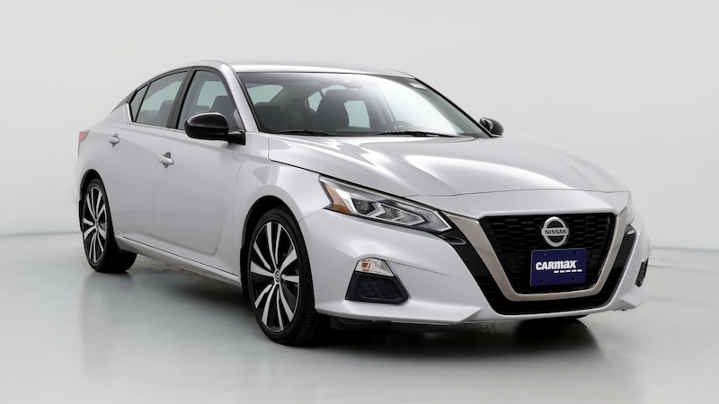 2020 Nissan Altima SR Hero Image