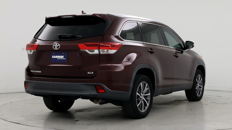 2019 Toyota Highlander XLE 8