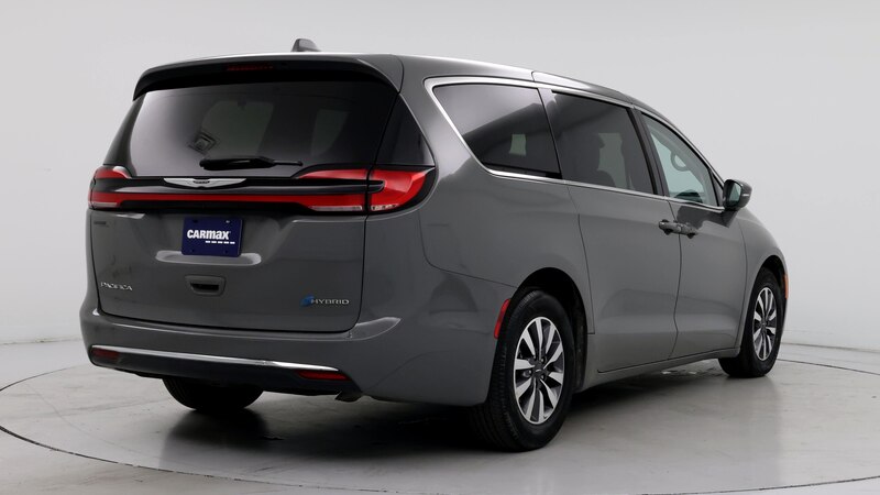 2022 Chrysler Pacifica Hybrid Touring L 8